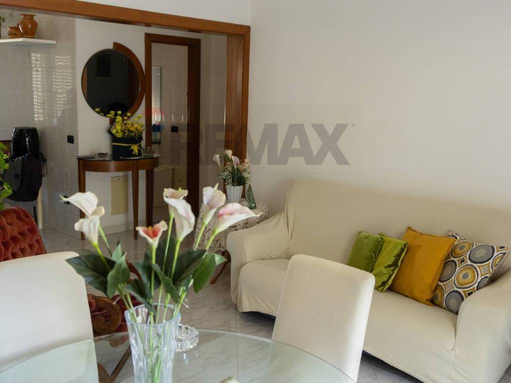 appartamento in vendita a Napoli in zona Bagnoli