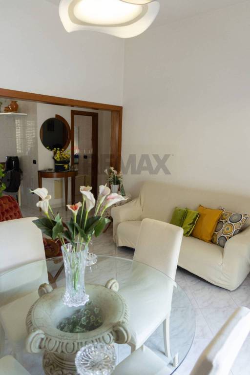 appartamento in vendita a Napoli in zona Fuorigrotta