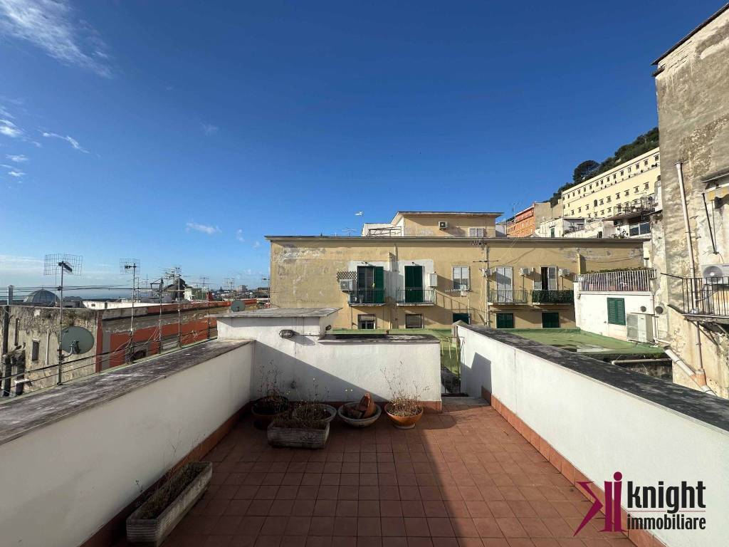 appartamento in vendita a Napoli