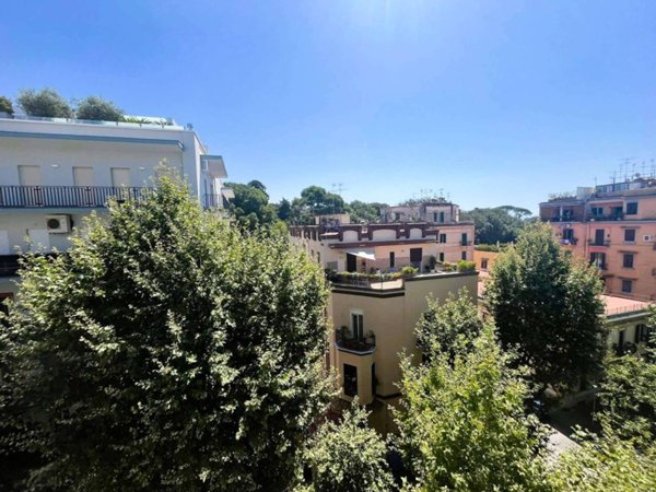 appartamento in vendita a Napoli in zona Vomero