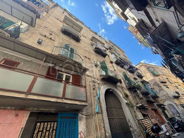 appartamento in vendita a Napoli in zona Pendino / San Giuseppe