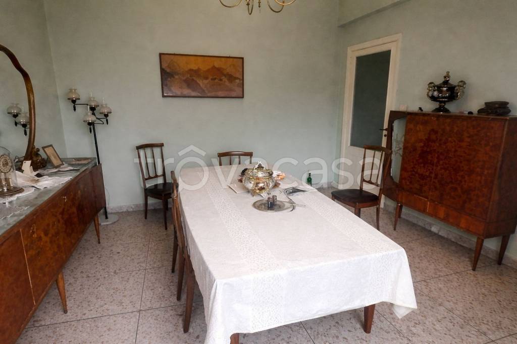 appartamento in vendita a Napoli in zona Secondigliano