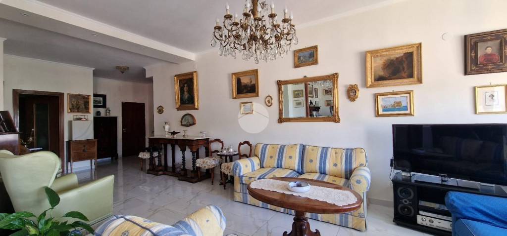 appartamento in vendita a Napoli in zona Vomero