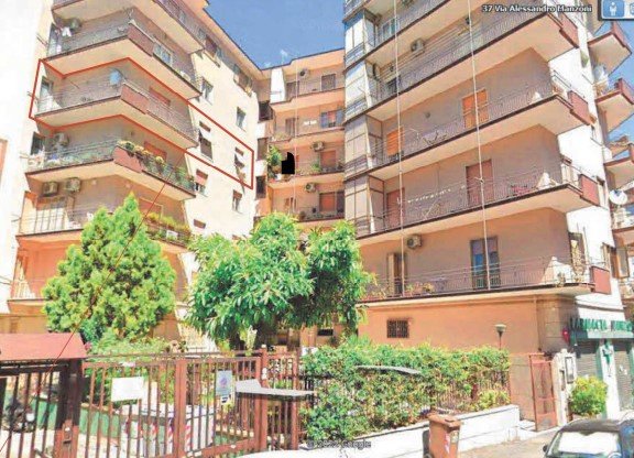 appartamento in vendita a Napoli in zona Posillipo