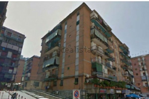 appartamento in vendita a Napoli in zona Fuorigrotta