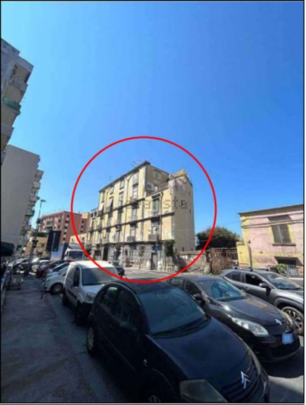 appartamento in vendita a Napoli in zona Barra