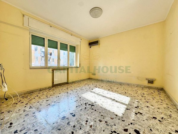 appartamento in vendita a Napoli in zona Bagnoli