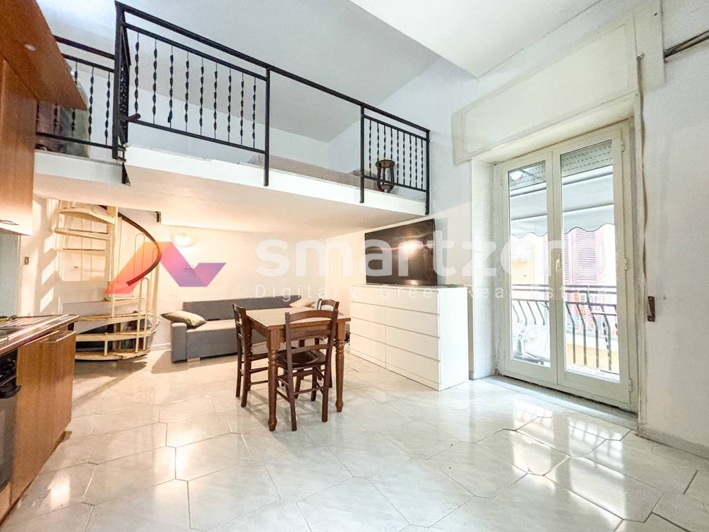 appartamento in vendita a Napoli in zona Montecalvario