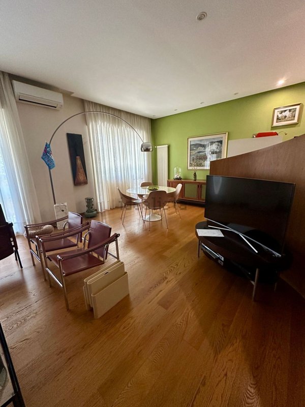 appartamento in vendita a Napoli in zona Arenella