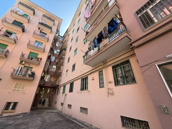 appartamento in vendita a Napoli in zona Fuorigrotta
