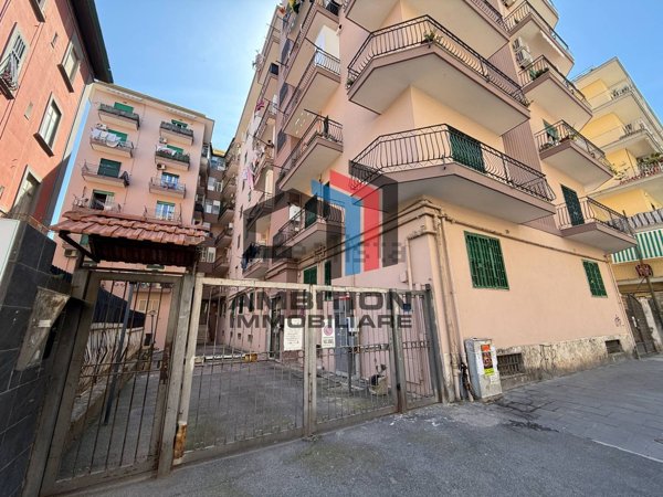 appartamento in vendita a Napoli in zona Fuorigrotta