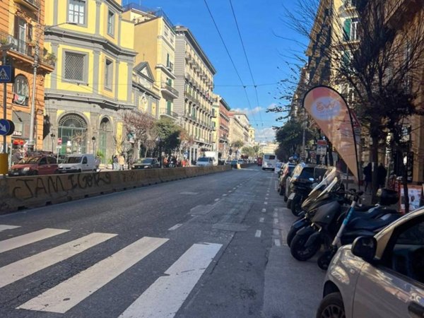 appartamento in vendita a Napoli in zona Pendino / San Giuseppe