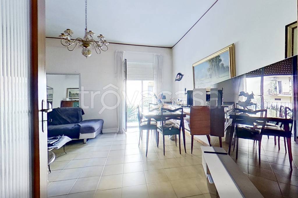 appartamento in vendita a Napoli in zona Arenella