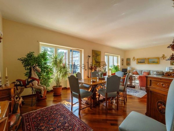 appartamento in vendita a Napoli in zona Posillipo