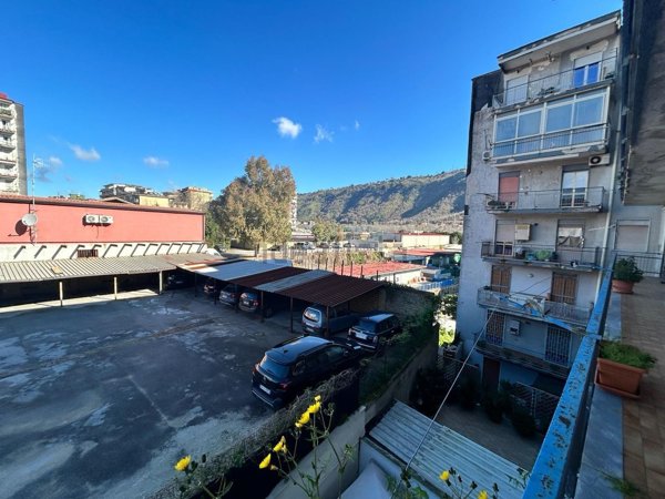 appartamento in vendita a Napoli in zona Pianura