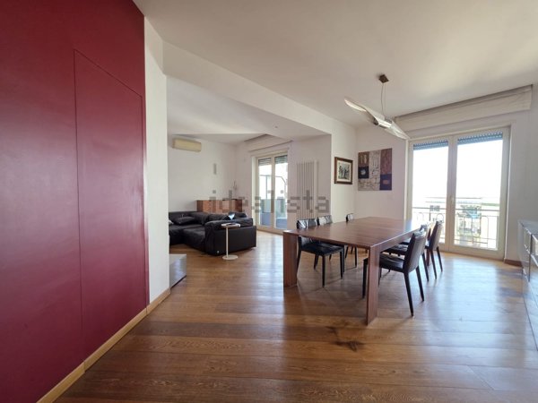 appartamento in vendita a Napoli in zona Arenella