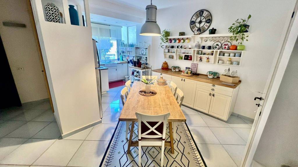 appartamento in vendita a Napoli in zona Fuorigrotta