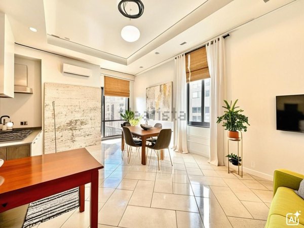 appartamento in vendita a Napoli in zona San Lorenzo