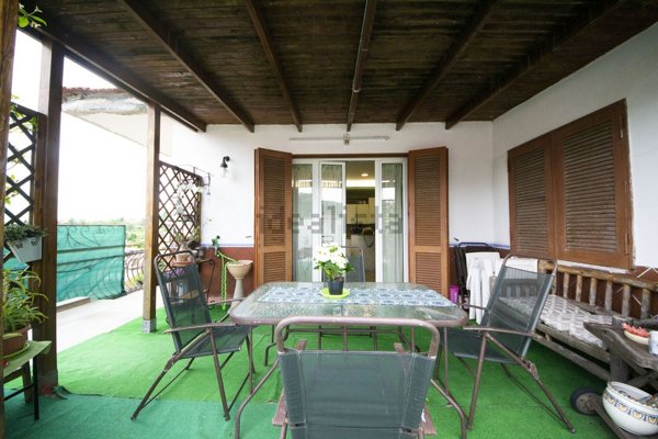 appartamento in vendita a Napoli in zona Pianura