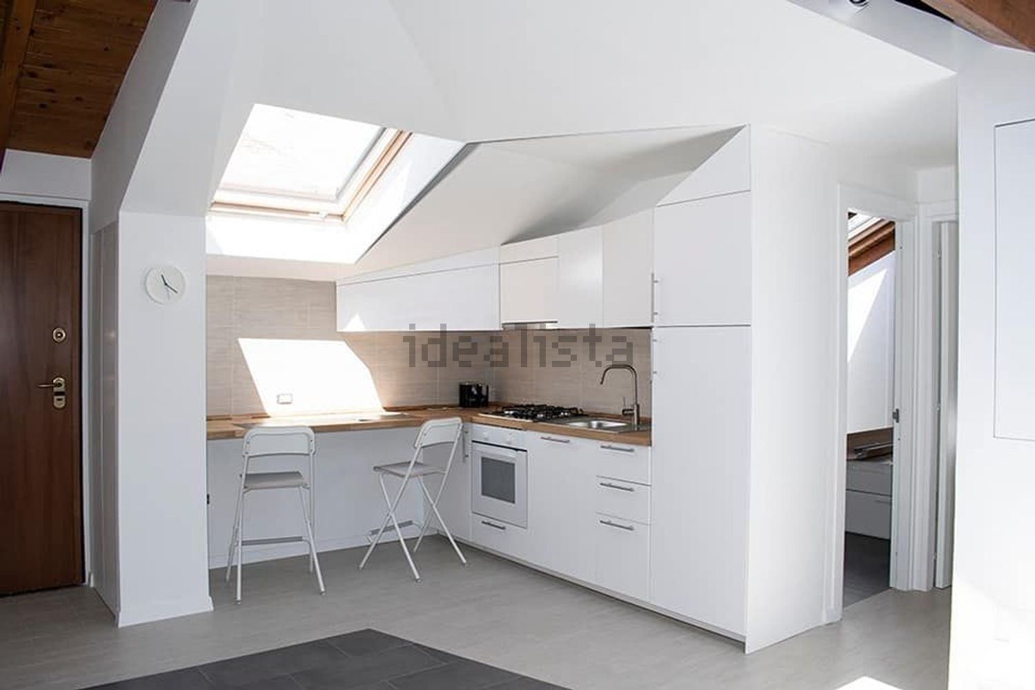 appartamento in vendita a Napoli in zona Stella