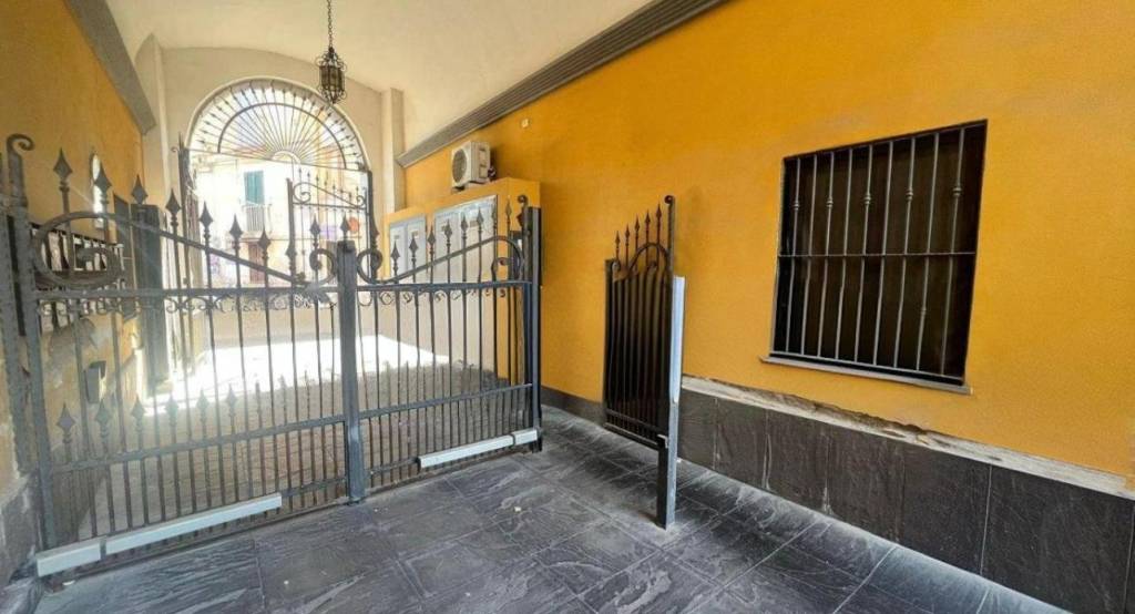 appartamento in vendita a Napoli in zona Chiaiano
