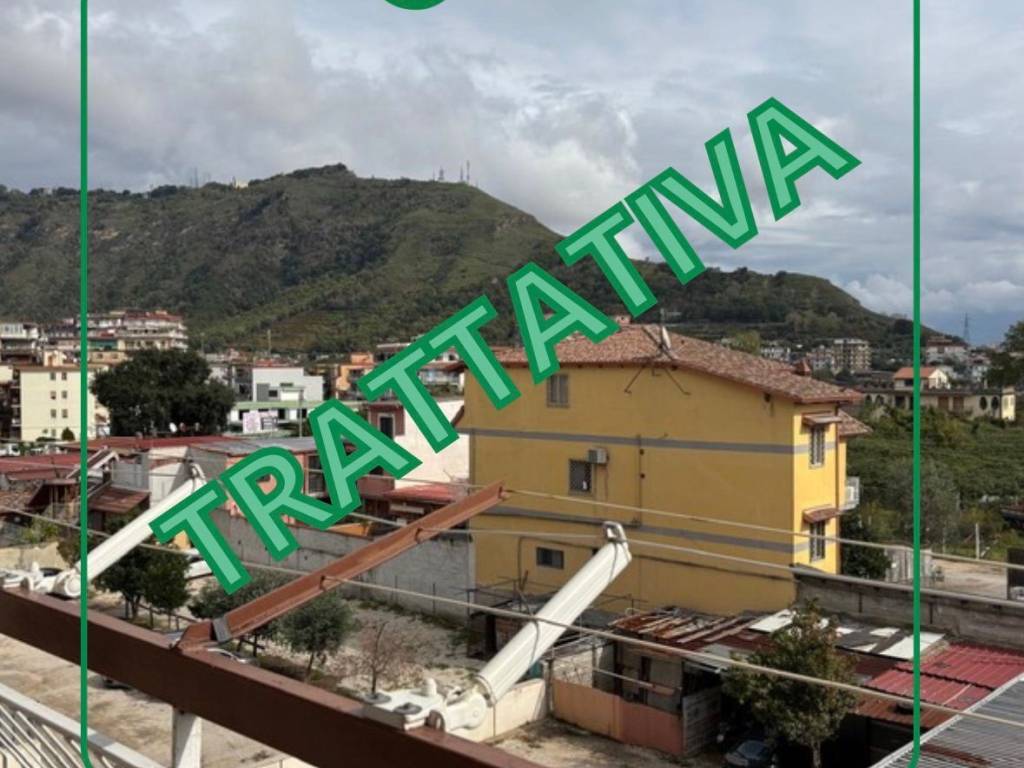 appartamento in vendita a Napoli in zona Pianura