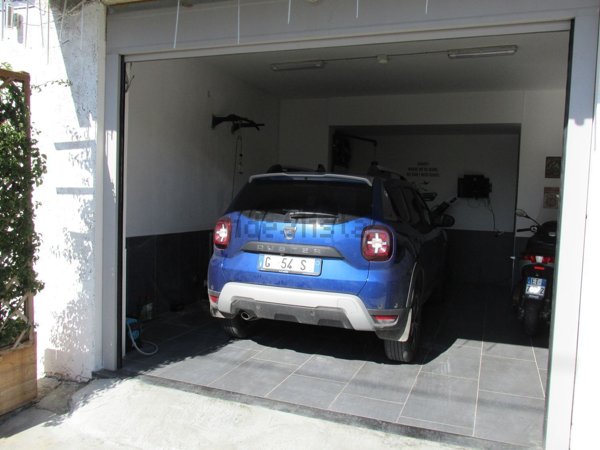 appartamento in vendita a Napoli in zona Ponticelli