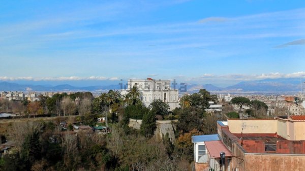 appartamento in vendita a Napoli in zona Capodimonte / Colli Aminei