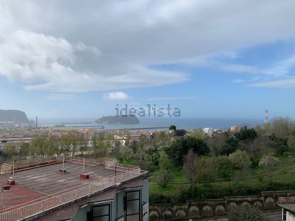 appartamento in vendita a Napoli in zona Bagnoli