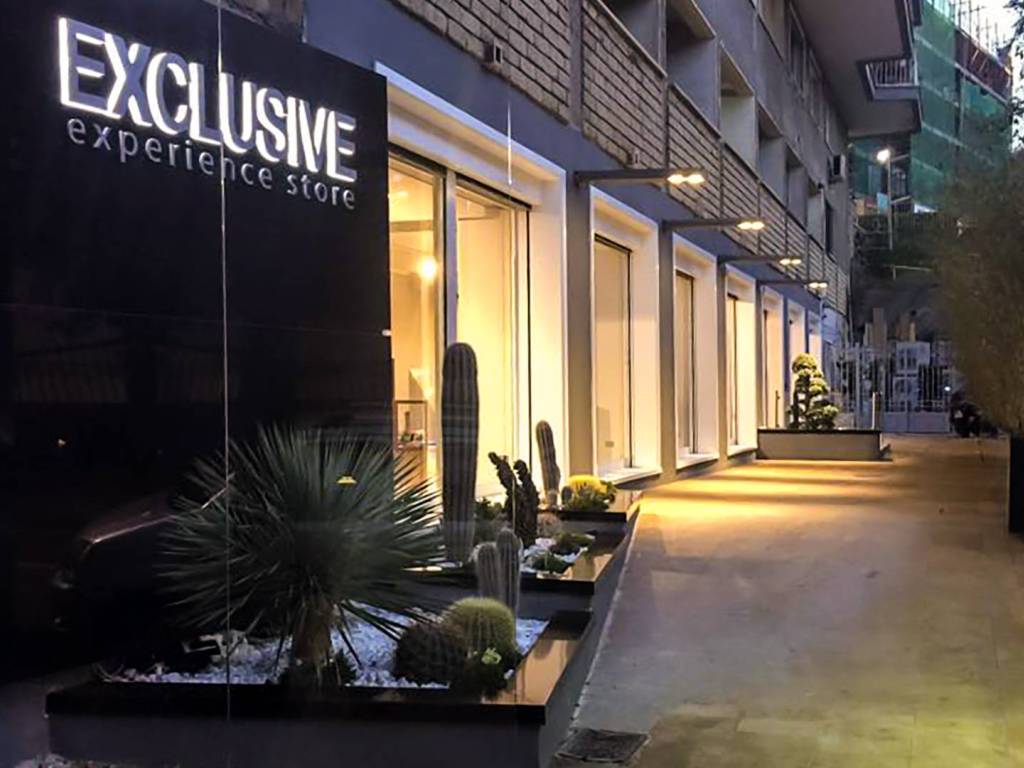 negozio in vendita a Napoli in zona Posillipo