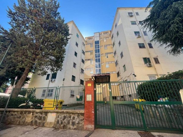 appartamento in vendita a Napoli in zona Capodimonte / Colli Aminei