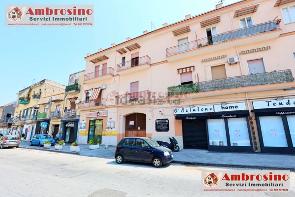 appartamento in vendita a Napoli in zona Secondigliano