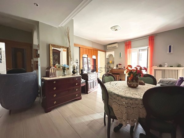 appartamento in vendita a Napoli in zona Arenella