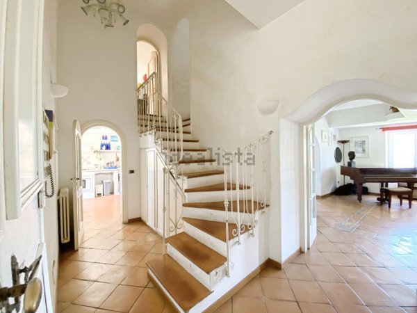 appartamento in vendita a Napoli in zona Posillipo