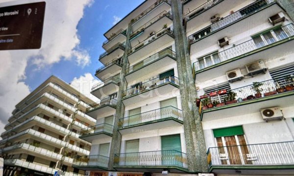 appartamento in vendita a Napoli in zona Fuorigrotta