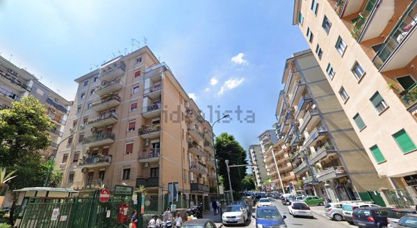 appartamento in vendita a Napoli in zona Arenella