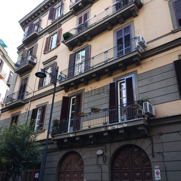 appartamento in vendita a Napoli in zona Pendino / San Giuseppe