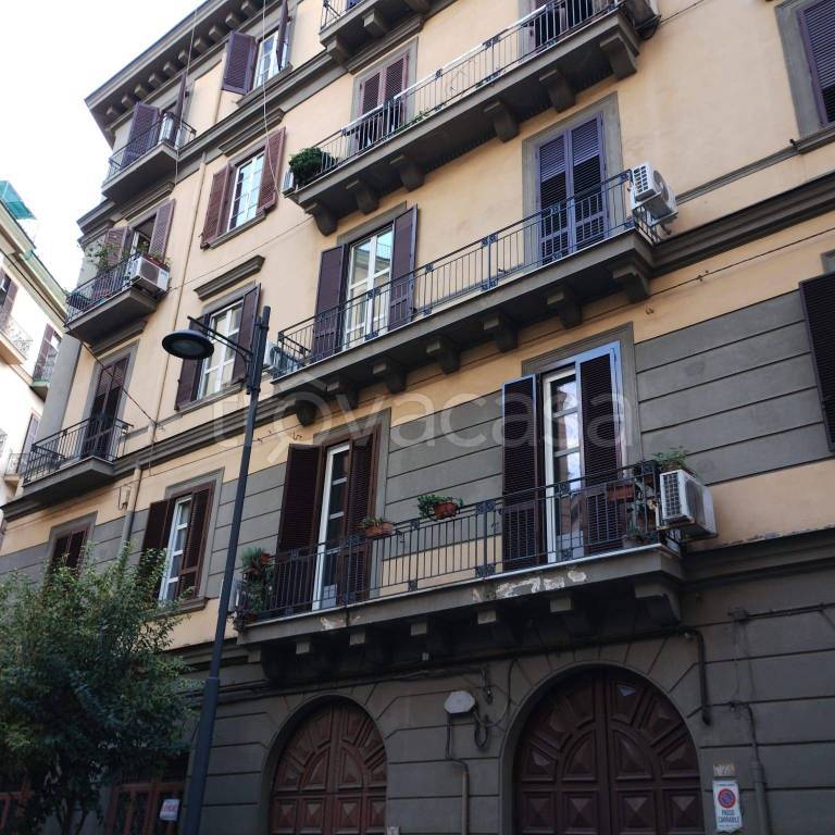 appartamento in vendita a Napoli in zona Pendino / San Giuseppe