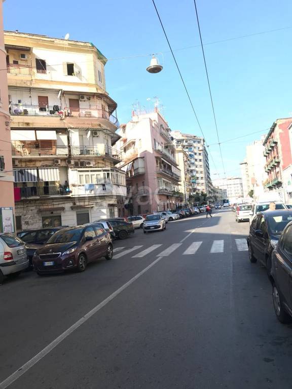 appartamento in vendita a Napoli in zona Porto