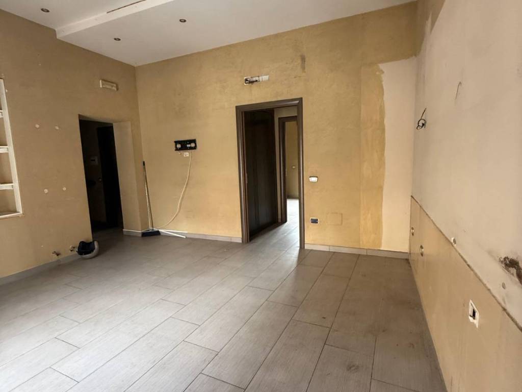 appartamento in vendita a Napoli in zona Zona Industriale-Ferrovia