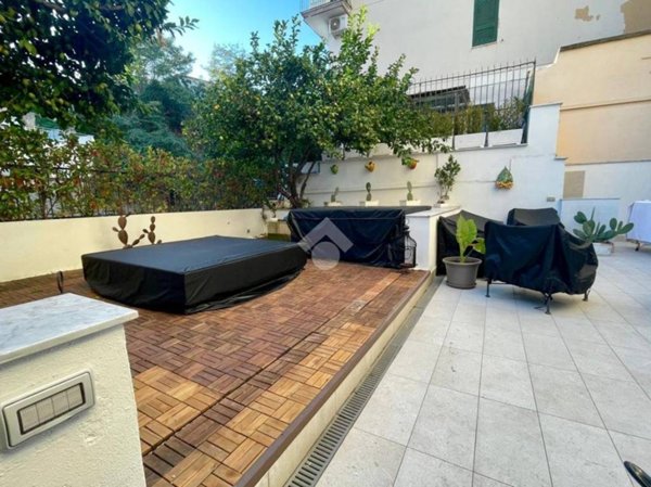 appartamento in vendita a Napoli in zona Posillipo