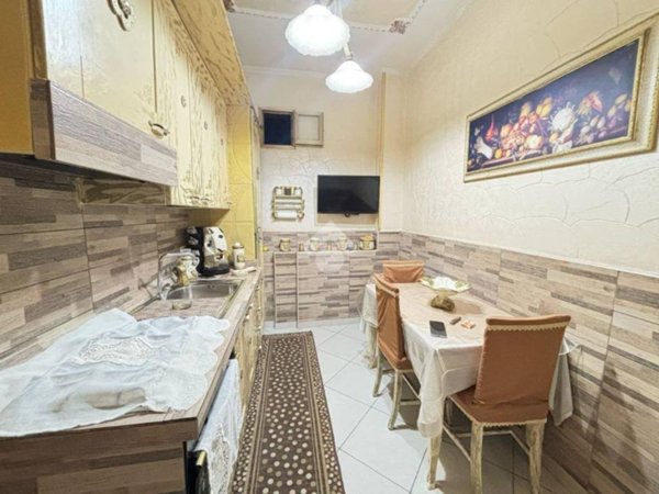 appartamento in vendita a Napoli in zona Capodichino