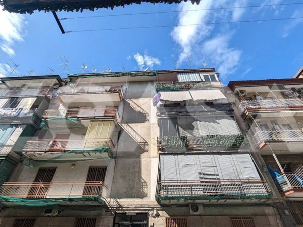 appartamento in vendita a Napoli in zona Scampia