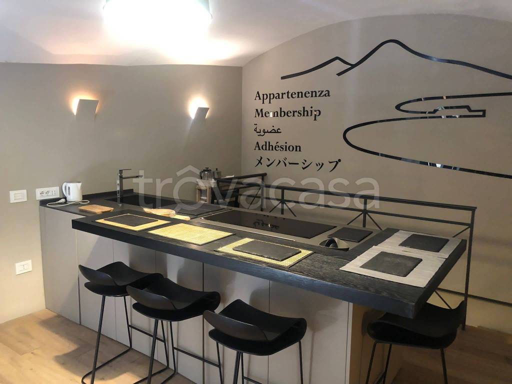 appartamento in vendita a Napoli in zona Mercato