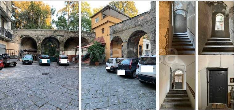 ufficio in vendita a Napoli in zona Barra