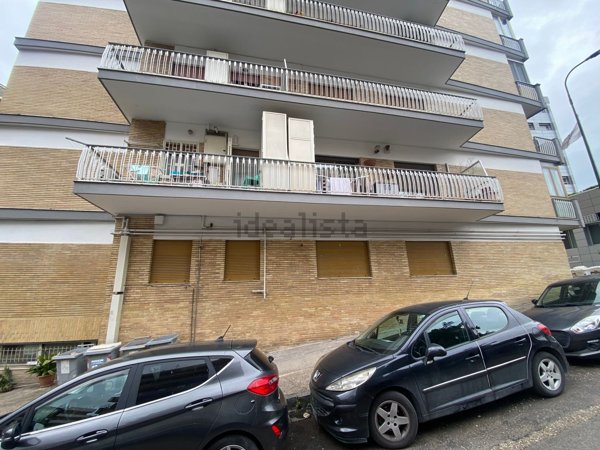 appartamento in vendita a Napoli in zona Fuorigrotta