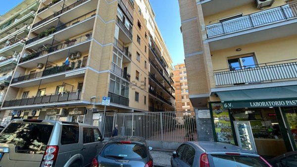appartamento in vendita a Napoli in zona Fuorigrotta