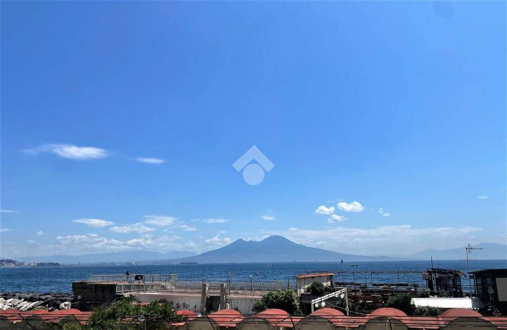 appartamento in vendita a Napoli in zona Posillipo