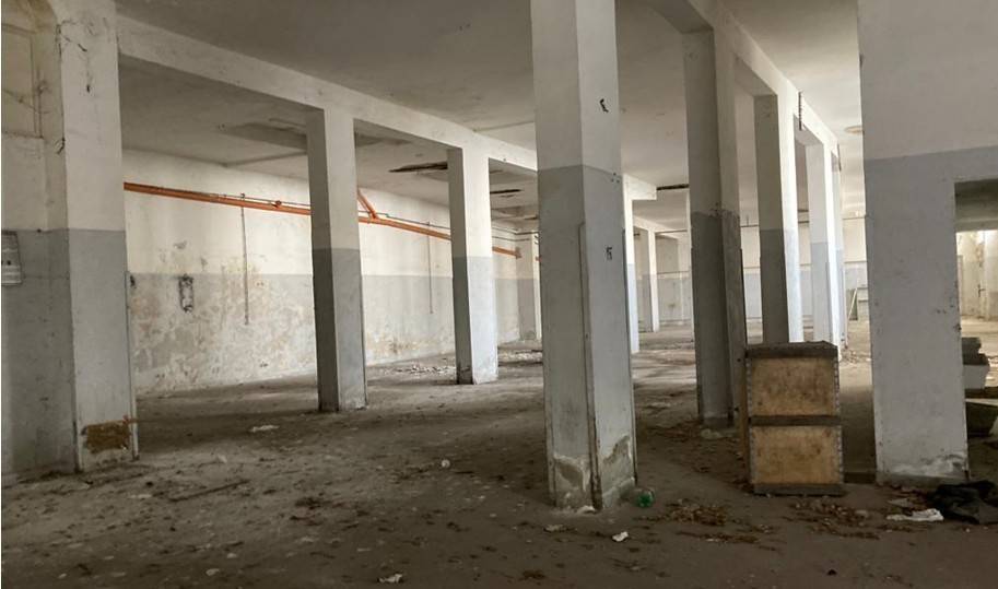 locale commerciale in vendita a Napoli in zona Poggioreale