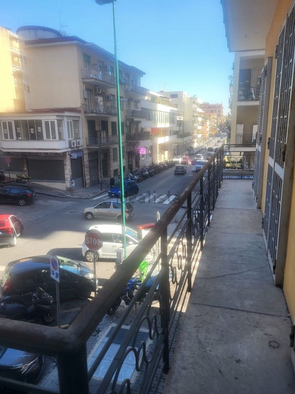 appartamento in vendita a Napoli in zona Chiaia